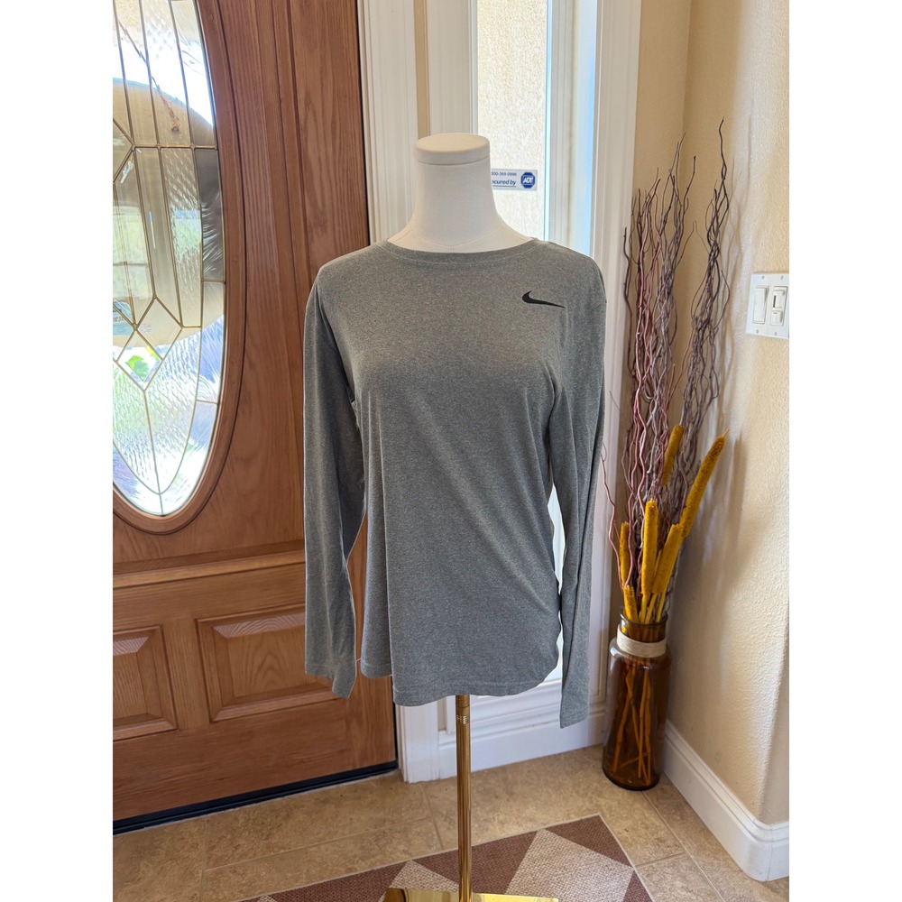 Nike Dri-FIT Long Sleeve Shirt Womens Small Gray Athletic Training Top Crew Neck
